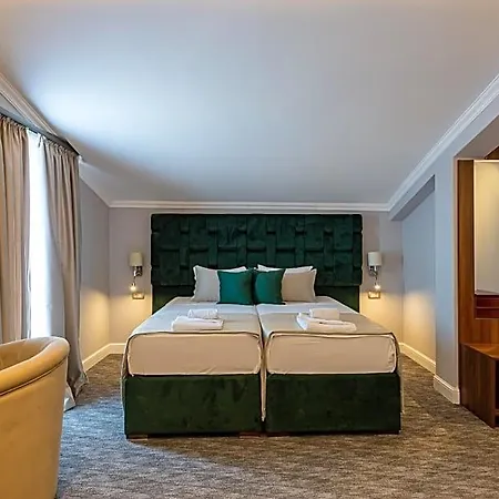 Hotel Ideall 3*