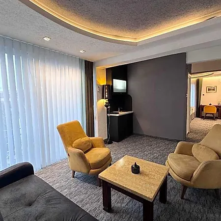 Ideall 3* Podgorica