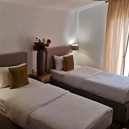 Hotel Ideall 3*